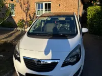 Gebraucht Opel Meriva 140 PS (102 kW) 2010 Weiß Van / Kleinbus