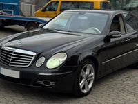Gebraucht Mercedes E320 Avantgarde 224 PS (164 kW) 2006 Schwarz Limousine