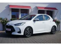 Gebraucht Toyota Yaris Team 116 PS (85 kW) 2023 Weis Kleinwagen