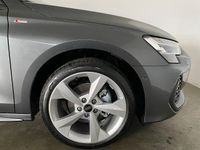 Gebraucht Audi A3 S-Line 150 PS (110 kW) 2025 Grau Limousine