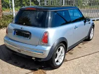 Usata Mini ONE 90 CV (66 kW) 2002 Argento Utilitaria