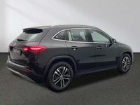 Gebraucht Mercedes GLA200 163 PS (119 kW) 2024 Schwarz SUV