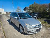 Gebraucht Opel Astra Edition 110 PS (80 kW) 2009 Silber Kombi