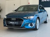 Gebraucht Audi A3 Ambiente 150 PS (110 kW) 2023 Blau Limousine