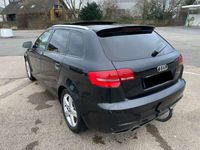 gebraucht Audi A3 Sportback 1.6 TDI DPF S line Sportpaket