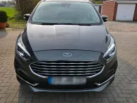 Gebraucht Ford S-MAX Titanium 150 PS (110 kW) 2020 Grau Van / Kleinbus