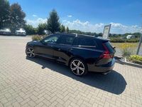 Gebraucht Volvo V60 Plus 310 PS (228 kW) 2022 Onyx black Kombi