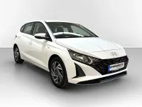 Gebraucht Hyundai i20 Trend 101 PS (74 kW) 2024 Atlas white Kleinwagen