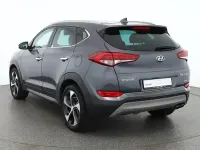 Gebraucht Hyundai Tucson 177 PS (130 kW) 2017 Grau SUV
