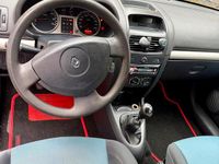 Gebraucht Renault Clio II 75 PS (55 kW) 2002 Andere farben Kleinwagen