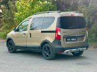 Gebraucht Dacia Dokker Stepway 131 PS (96 kW) 2019 Beige dune Van / Kleinbus