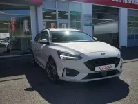 Gebraucht Ford Focus ST-Line 182 PS (133 kW) 2022 Weiß Limousine