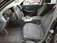 Gebraucht BMW 320 Advantage 190 PS (139 kW) 2020 Schwarz Kombi