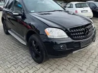 Gebraucht Mercedes ML320 211 PS (155 kW) 2007 Schwarz SUV