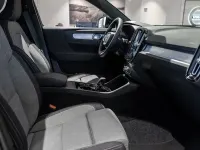 Neu Volvo XC40 Plus 163 PS (119 kW) 2025 Weiß SUV