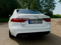 Gebraucht Jaguar XF 180 PS (132 kW) 2017 Weiß Limousine
