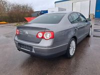 Gebraucht VW Passat Sportline 200 PS (147 kW) 2006 Grau Limousine
