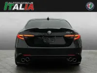 Gebraucht Alfa Romeo Giulia Quadrifoglio 520 PS (382 kW) 2024 Schwarz (nero alfa) Limousine