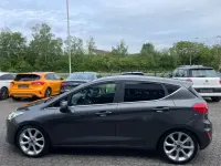 Usata Ford Fiesta Titanium 125 CV (91 kW) 2017 Grigio Utilitaria