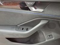 Second-hand VW Passat R-line 193 CP (141 kW) 2025 Alb Break