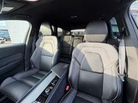 Gebraucht Volvo XC60 Plus 197 PS (144 kW) 2024 Grau SUV
