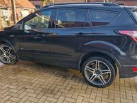 Gebraucht Ford Kuga ST-Line 150 PS (110 kW) 2017 Schwarz SUV