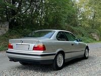 Second-hand BMW 325 192 CP (141 kW) 1992 Argintiu Coupe