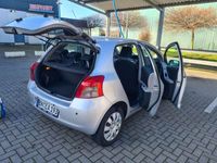 gebraucht Toyota Yaris Yaris1.4 D-4D Executive*Automatikgetriebe*