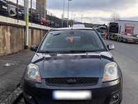 Gebraucht Ford Fiesta 75 PS (55 kW) 2006 Grau Kleinwagen