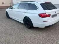 Gebraucht BMW 520 184 PS (135 kW) 2010 Schwarz Kombi