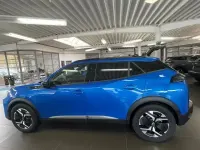 Gebraucht Peugeot e-2008 Allure 114 kW (156 PS) 2024 Vertigo blau SUV