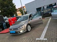 Usata VW Passat 140 CV (102 kW) 2012 Oro Station wagon
