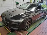 Gebraucht Volvo V60 145 PS (106 kW) 2024 Kombi