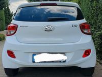 Gebraucht Hyundai H-1 67 PS (49 kW) 2016 Weiß Van / Kleinbus