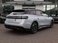 Neu VW ID.7 Pro 210 kW (286 PS) 2025 Scale silver metallic / schwar Kombi