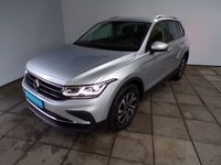 Gebraucht VW Tiguan Active 150 PS (110 kW) 2023 Silber SUV