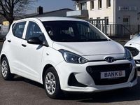 Gebraucht Hyundai i10 Select 67 PS (49 kW) 2019 Polar white Kleinwagen