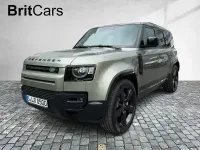 Gebraucht Land Rover Defender HSE Dynamic 300 PS (220 kW) 2025 Pangea green SUV