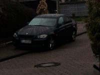 Gebraucht BMW 318 122 PS (89 kW) 2025 Andere farben Limousine