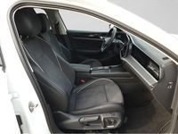 Gebraucht VW Passat Elegance 150 PS (110 kW) 2025 Weiß Kombi