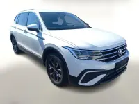 Gebraucht VW Tiguan Allspace 150 PS (110 kW) 2023 Pure white SUV