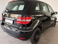 Gebraucht Mercedes B160 95 PS (69 kW) 2010 Schwarz Van / Kleinbus