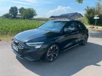 Gebraucht Audi S3 Ambiente 310 PS (228 kW) 2022 Schwarz Limousine