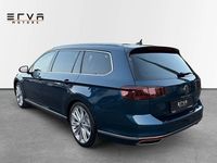 Gebraucht VW Passat R-line 200 PS (147 kW) 2022 Blau Kombi