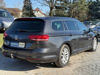 Gebraucht VW Passat 150 PS (110 kW) 2018 Grau Kombi