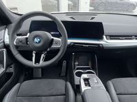 gebraucht BMW iX1 eDrive20 M Sport || Pano AHK 19Zoll Keyless NEU!