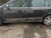 Gebraucht VW Passat 140 PS (102 kW) 2005 Schwarz Limousine