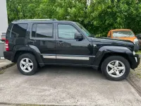Usata Jeep Cherokee Limited 177 CV (130 kW) 2010 Nero SUV