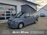 Neu VW California Beach 150 PS (110 kW) 2026 Grau Van