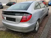 Gebraucht Mercedes C180 129 PS (94 kW) 2001 Grau Coupé